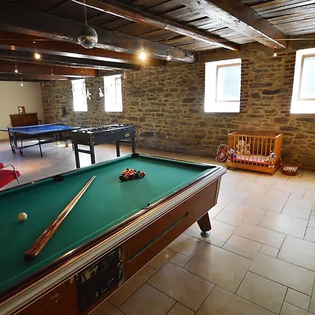 Ferienhaus Beautiful Farmhouse In Burtonville With Sauna *